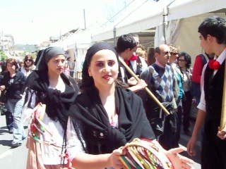 grupofolk2.jpg